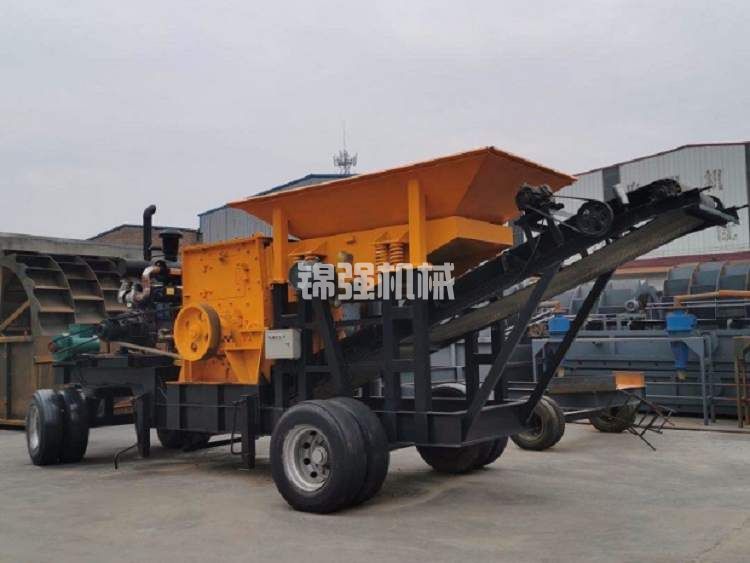 投資這樣的移動(dòng)式建筑垃圾破碎機(jī)多少錢一臺(tái)?(圖4) 投資這樣的移動(dòng)式建筑垃圾破碎機(jī)多少錢一臺(tái)?(圖4)