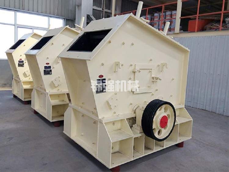 砂石破碎機(jī)成套設(shè)備的投資是多少?辦砂石場(chǎng)利潤多少?(圖3) 砂石破碎機(jī)成套設(shè)備的投資是多少?辦砂石場(chǎng)利潤多少?(圖3)