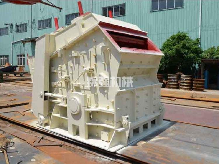 鐵礦石破碎機的原理特點及產(chǎn)品分類介紹(圖3) 鐵礦石破碎機的原理特點及產(chǎn)品分類介紹(圖3)