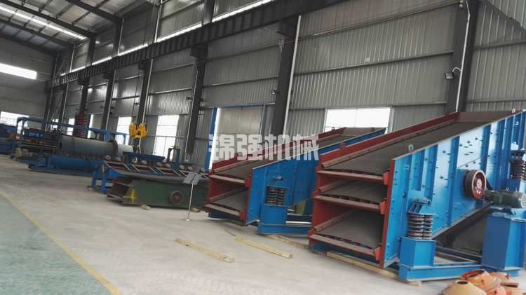 破碎篩分生產線(圖3) 破碎篩分工藝(圖3)